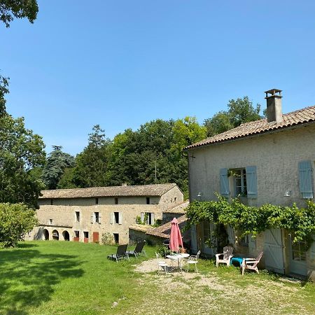 Chateau Des Loups - Les Cedres Bleus Echire Exterior photo